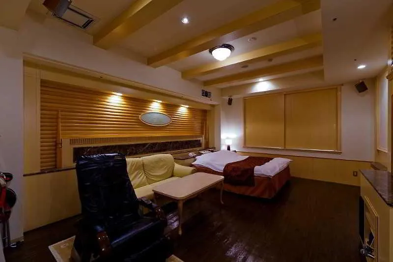 Hotel Fine Garden Toyonaka Osaka International Itami Airport (Adults Only) Yetişkin Oteli